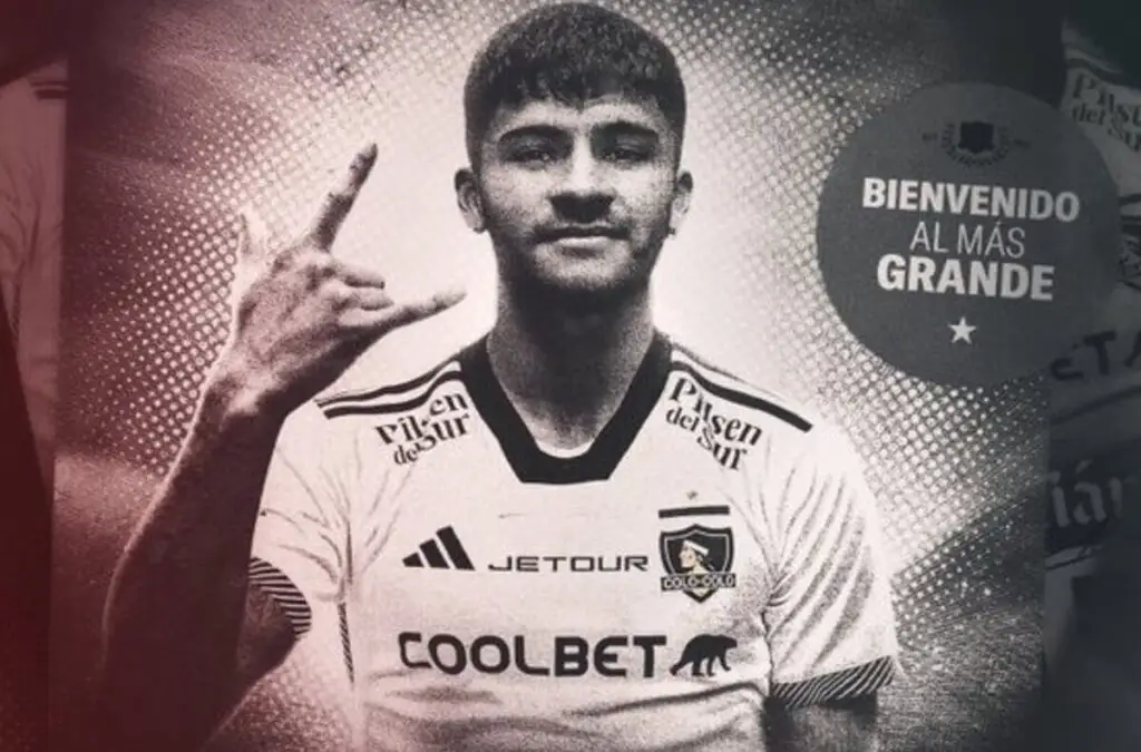 Cristián Riquelme ya fue oficializado como refuerzo de Colo-Colo.