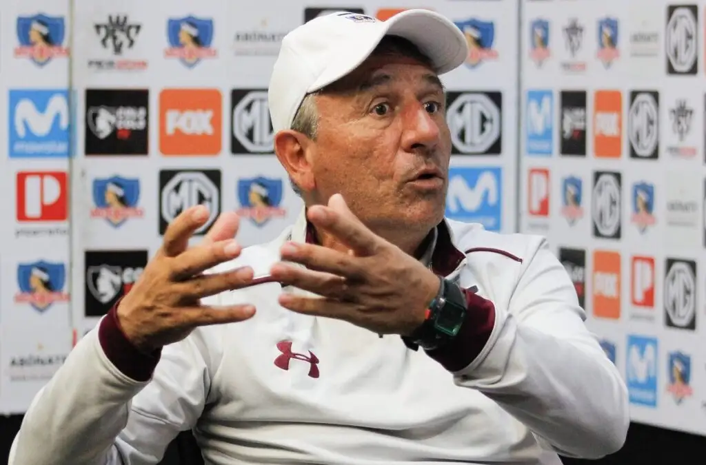 Ariel Paolorossi dejó su puesto como jefe del Fútbol Joven de Colo-Colo.