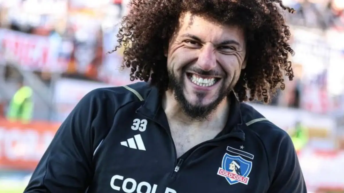 Maximiliano Falcón. renovará su contrato con Colo-Colo hasta diciembre de 2027.