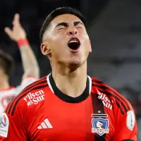 Es un hecho: Colo-Colo notificó de una radical decisión a Jordhy Thompson sobre su futuro