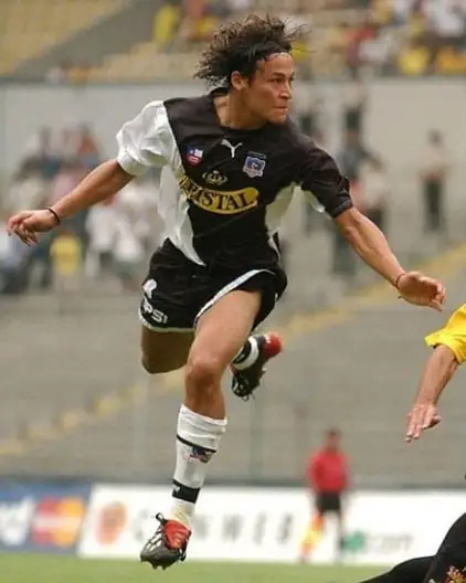 Cristián Gomez aparecía en el saludo de la Conmebol a Colo-Colo.