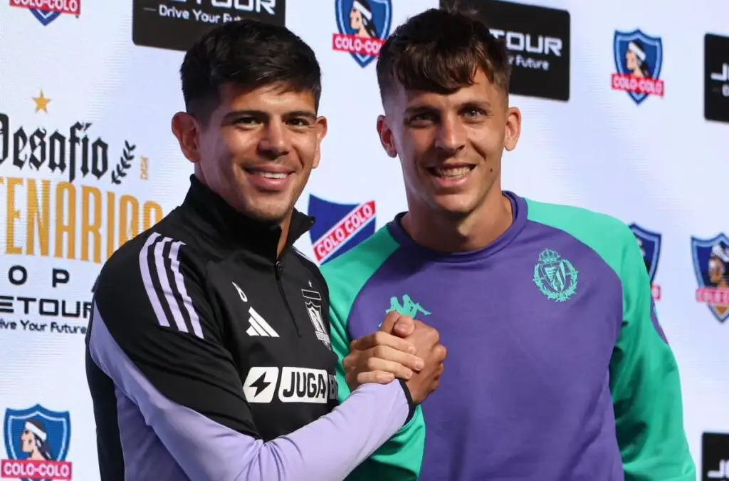 Esteban Pavez e Iván Alejo atendieron preguntas en conferencia de prensa.