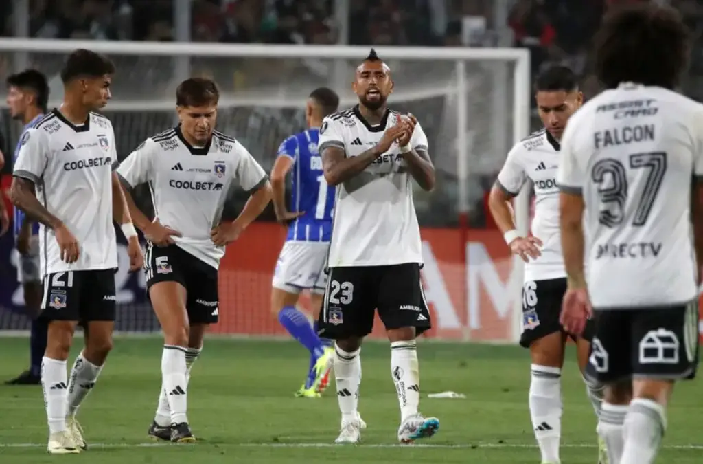 Esteban Paredes quiere que haya un cambio en la formación de Colo-Colo frente a la U.