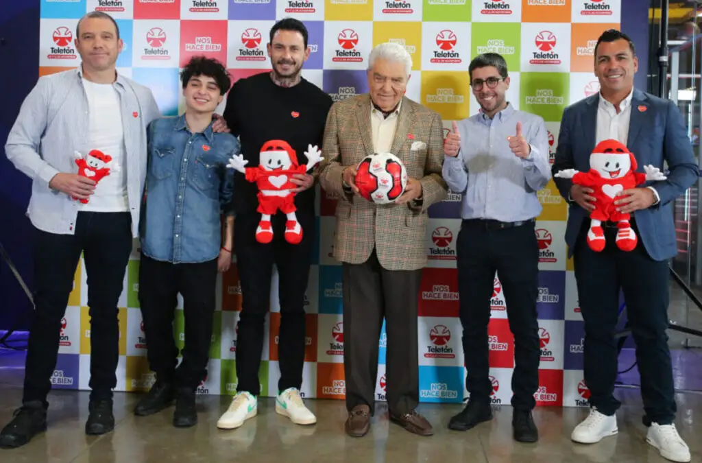 Colo-Colo y Universidad de Chile animarán el Superclásico solidario en la Teletón 2023.