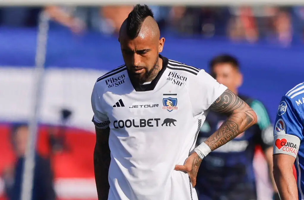 Arturo Vidal retornó a las canchas en el Superclásico frente a la U.