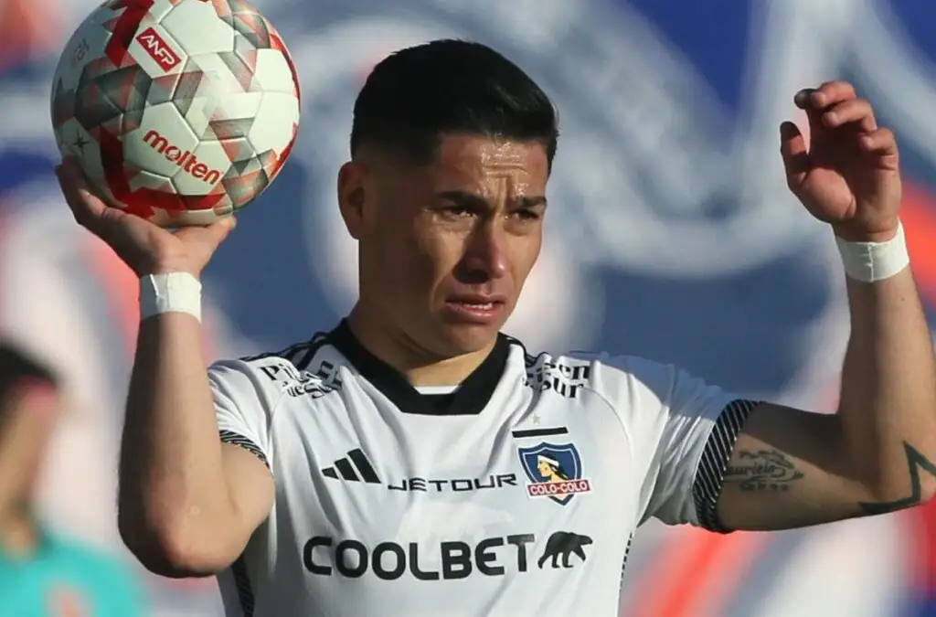 Óscar Opazo ratificó su confianza en Jorge Almirón.