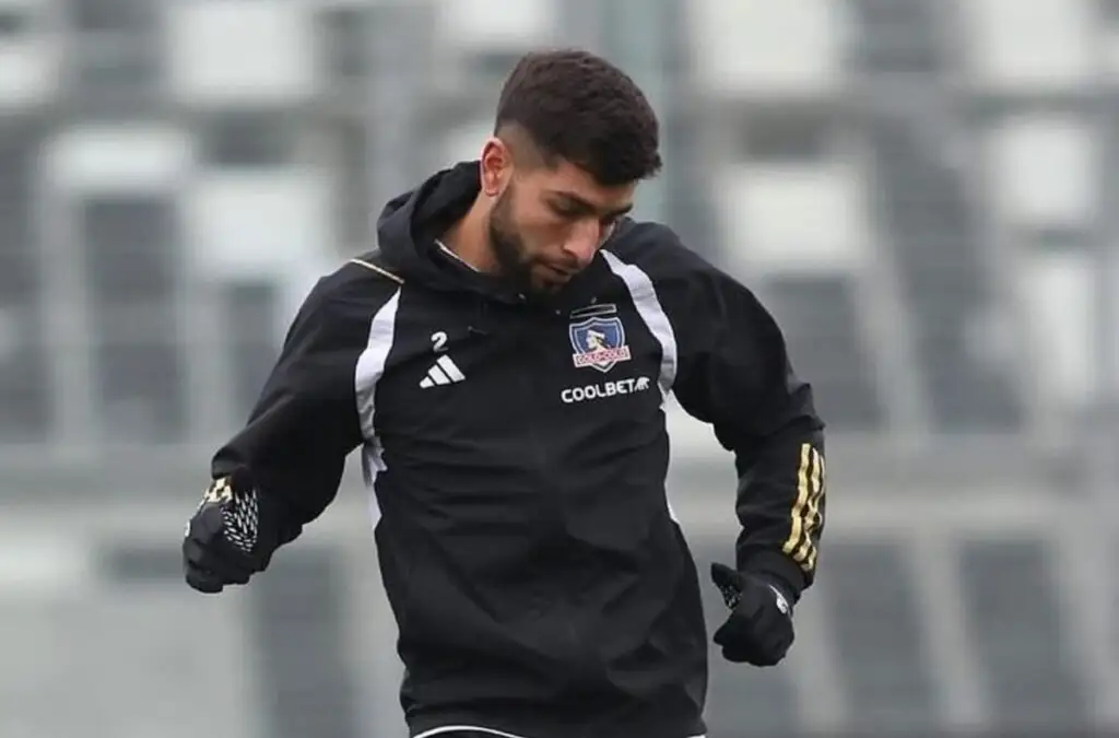 Jeyson Rojas dejó Colo-Colo para partir cedido a Unión Española.
