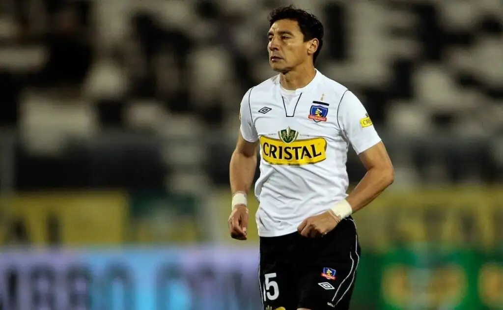 Pablo Contreras jugando por Colo-Colo.