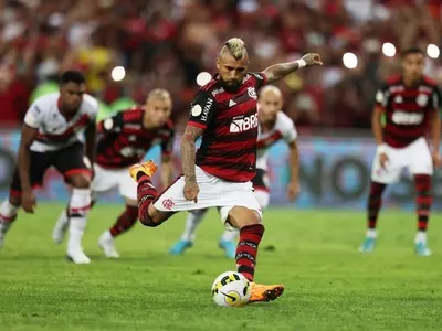Arturo Vidal entregó potente arenga en la antesala de su debut como titular en Flamengo