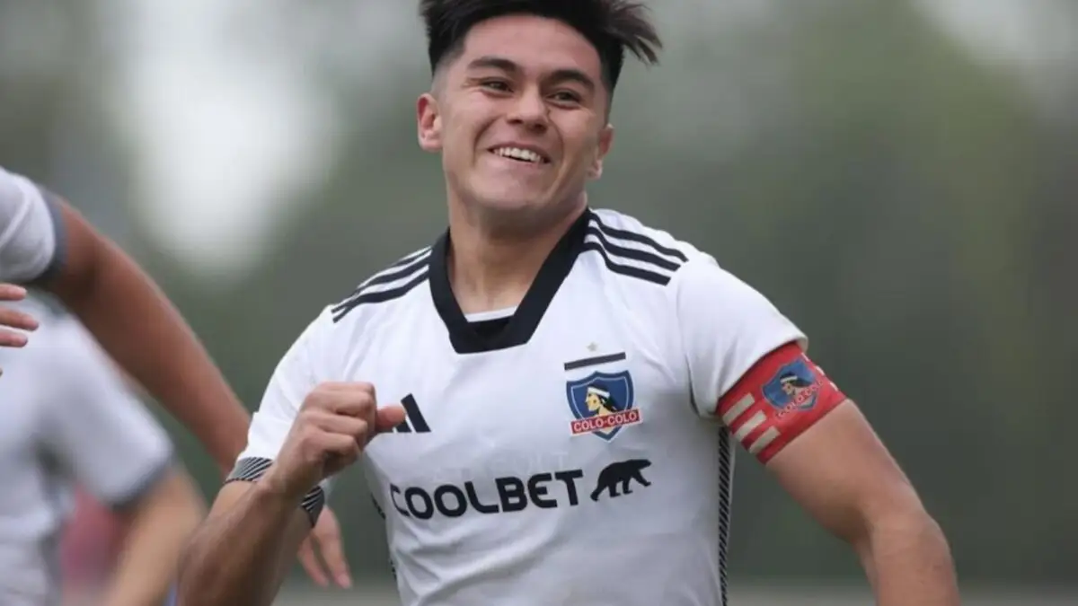 Bastián Silva dejó Colo-Colo en calidad de préstamo por todo el 2025.