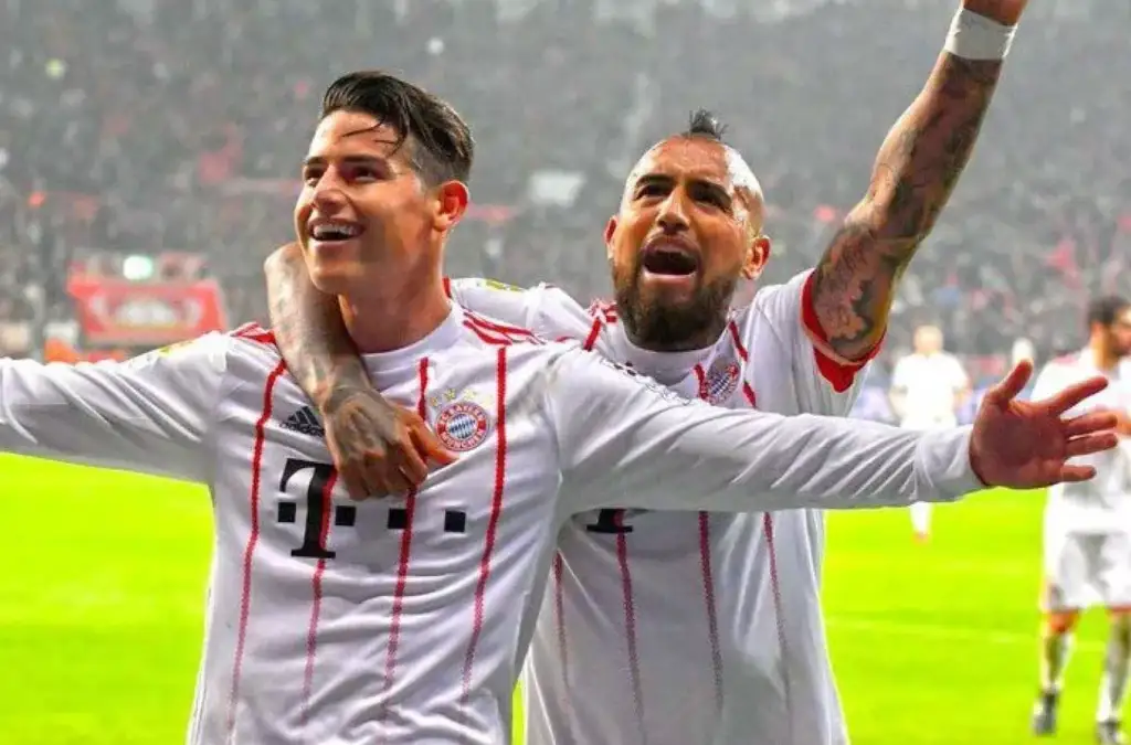 Arturo Vidal confesó lo difícil que sería traer a James Rodríguez a Colo-Colo.
