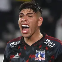¿Se va o se queda? Periodista sentencia el futuro de Carlos Palacios en Colo-Colo