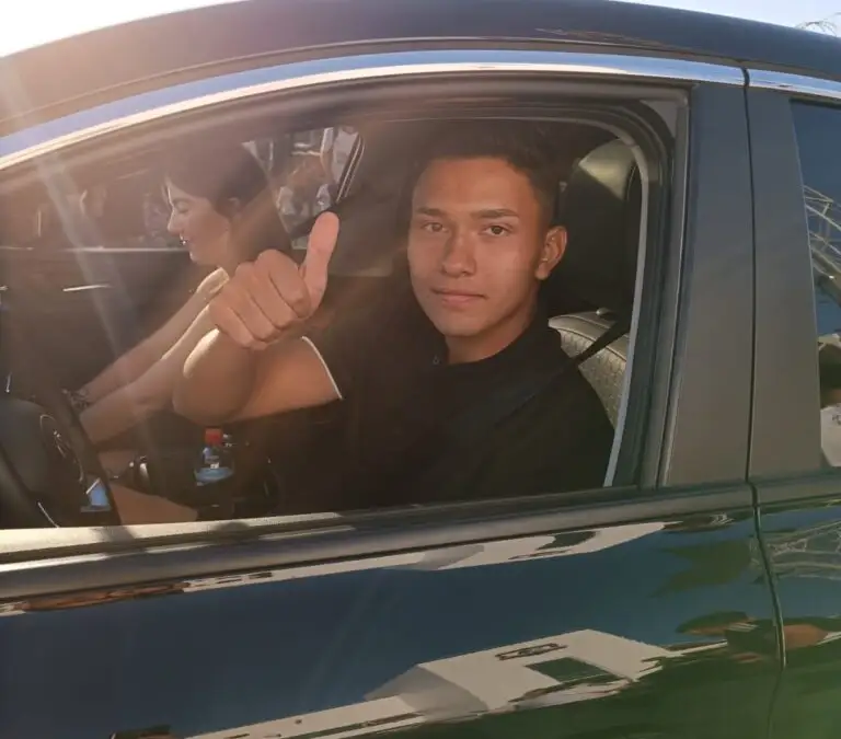 Eduardo Villanueva llegando al Estadio Monumental.