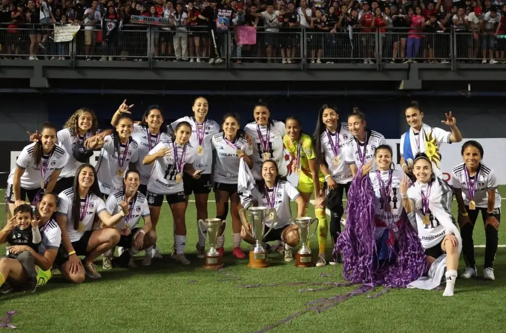 Colo-Colo renovó a siete jugadoras para 2025.