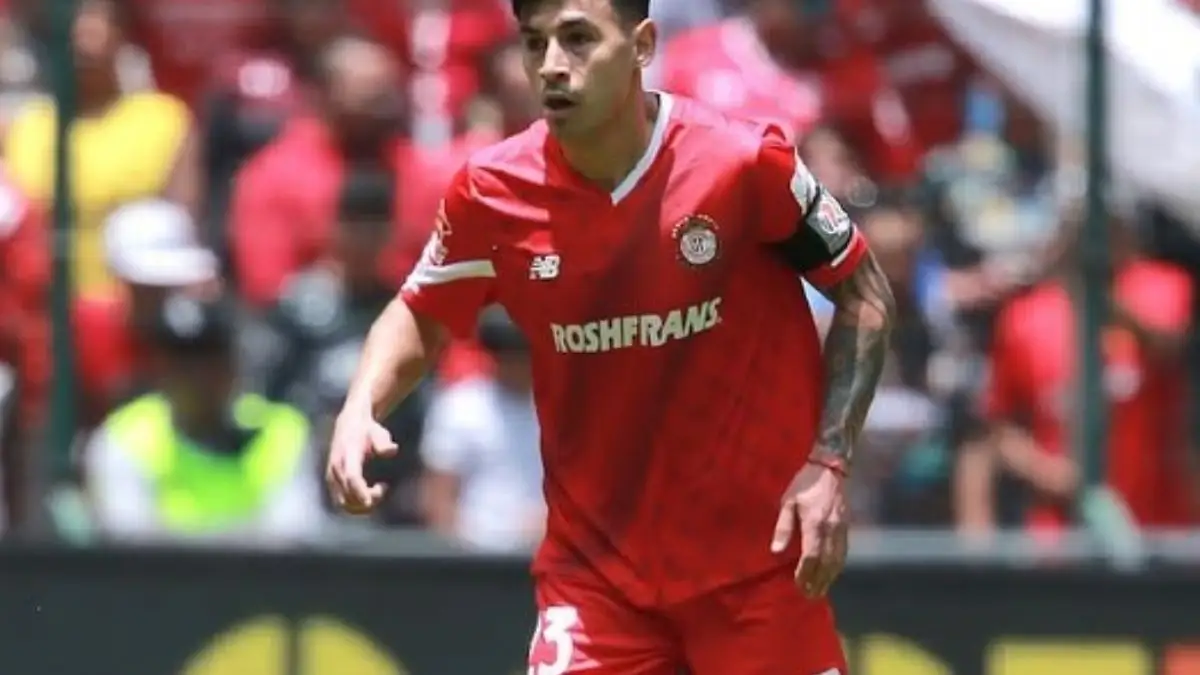 Claudio Baeza tiene contrato vigente hasta finales del 2025 con Toluca.
