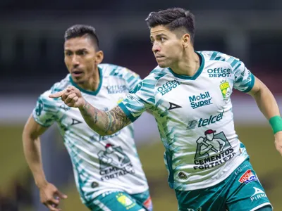 Víctor Dávila quiere venir y su club tomó una decisión al respecto