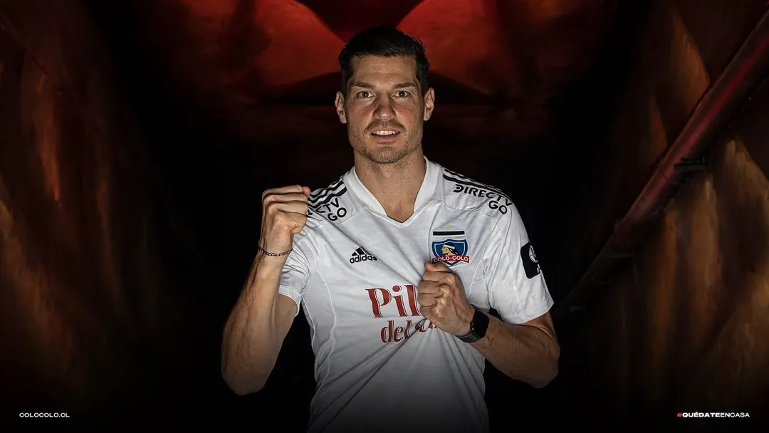 Miiko Albornoz es CACIQUE ⚪️⚫️ | Nuevo refuerzo #COLOCOLO - YouTube