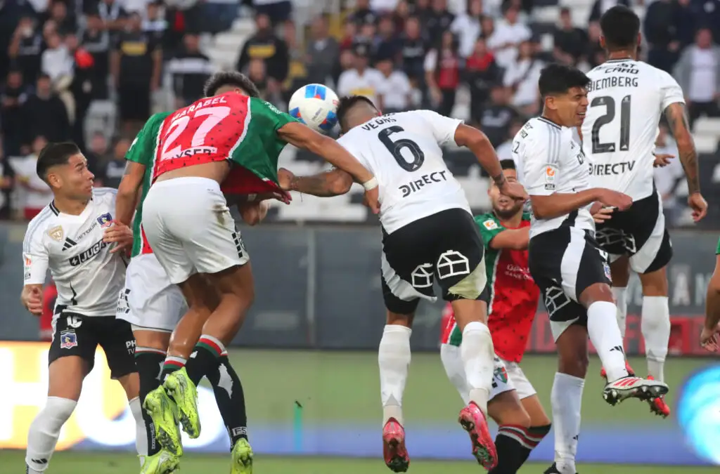 Colo-Colo empató con Palestino por la Liga de Primera.