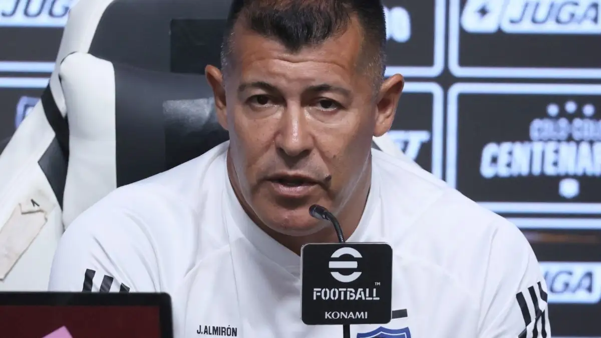 Jorge Almirón probó una segunda formación para enfrentar a Everton de Viña del Mar.