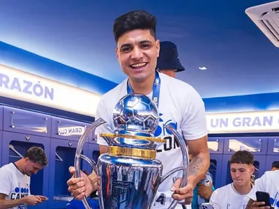 Todos desde fuera del área: Los mejores goles de Claudio Aquino con Vélez Sarsfield
