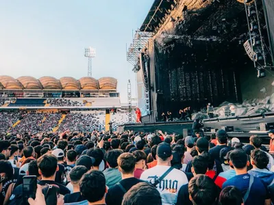 Blanco y Negro firma millonario contrato para recibir 11 conciertos de DG medios en el Estadio Monumental