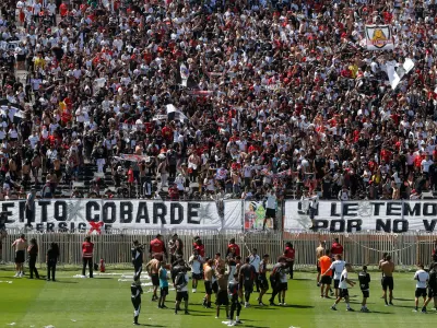 Mazazo a Colo-Colo: La nueva sanción que alistan las autoridades y complica a Blanco y Negro