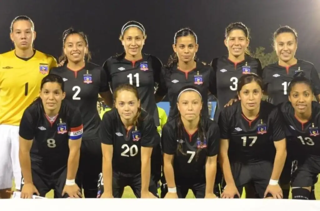 Colo-Colo se reunió con dos ex campeonas de Copa Libertadores 2012.
