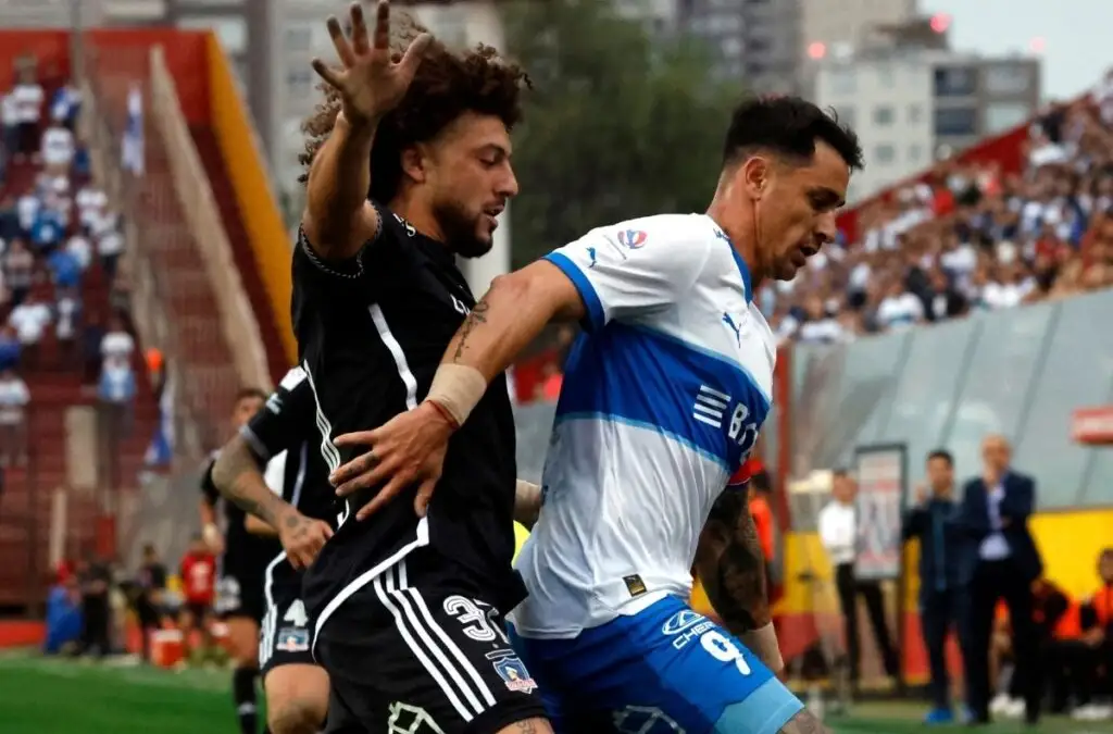 Colo-Colo recibirá a Universidad Católica este jueves.