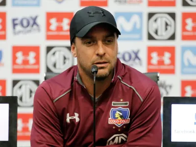 Pablo Guede buscará ganarle un refuerzo a Colo-Colo en este mercado de pases