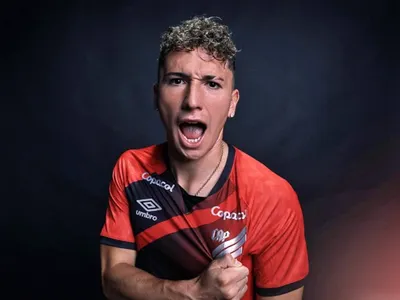 Luciano Arriagada deja atrás su mal momento y suma una importante alegría en Brasil
