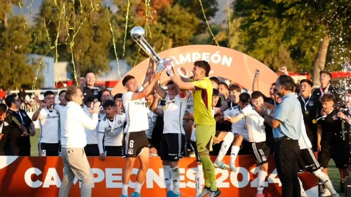 Colo-Colo se consagró campeón del Campeonato de Proyección.