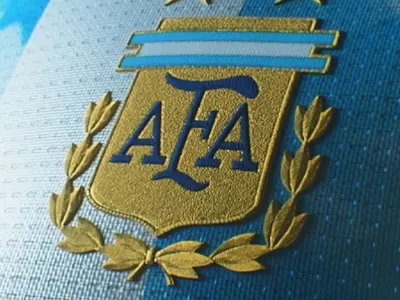 Integrante de la selección argentina le tira un palo a Colo-Colo: «Me quedaría bien esa camiseta»