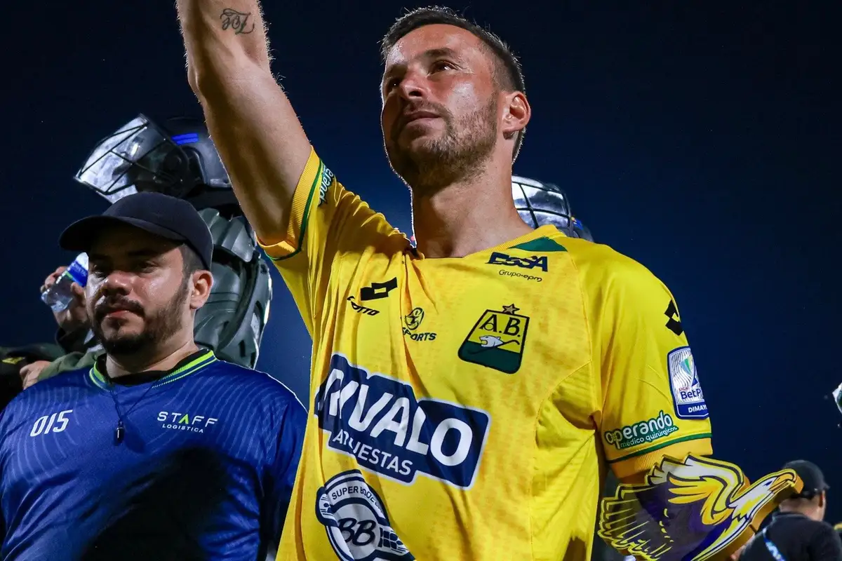 Luciano Pons apuntó sus dardos contra Colo-Colo tras el empate en Copa Libertadores.