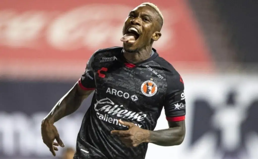 Fabián Castillo, séptimo refuerzo de Colo-Colo