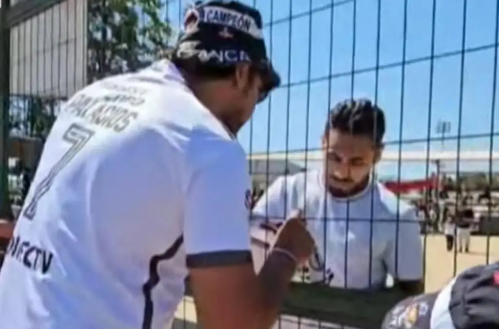 Jugadores de Colo-Colo cumplen con su sanción por el Caso Licencias.