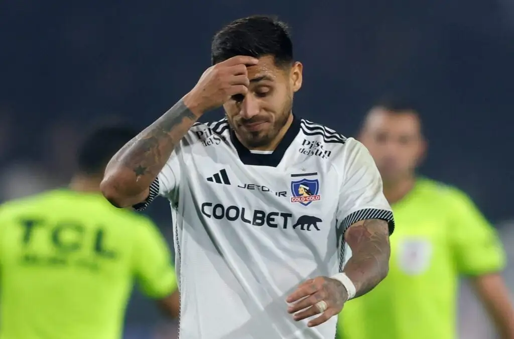 Marcos Bolados nuevamente quedó fuera de un partido de Colo-Colo.
