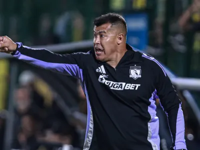 Los 7 jugadores que Jorge Almirón dejó fuera de la citación para enfrentar a Huracán
