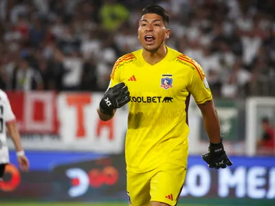 [FOTO] ¿Será cábala? Brayan Cortés sorprendió con un inesperado corte de pelo