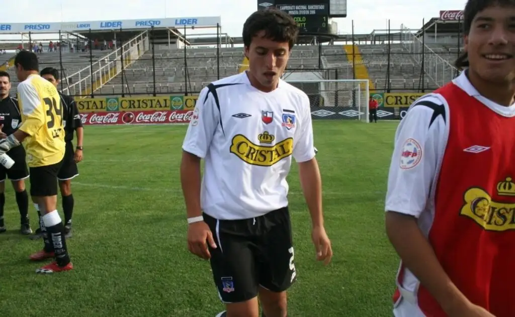 Luis Larry Valenzuela tras disputar un partido con Colo-Colo.