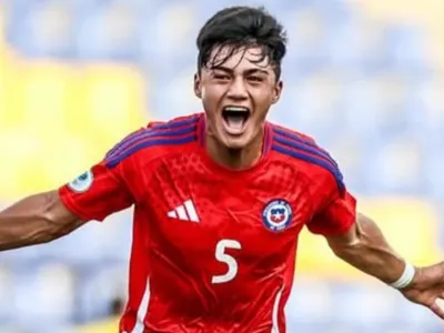 Tras interés del extranjero: La tajante medida que tomó Colo-Colo con Alonso Olguín