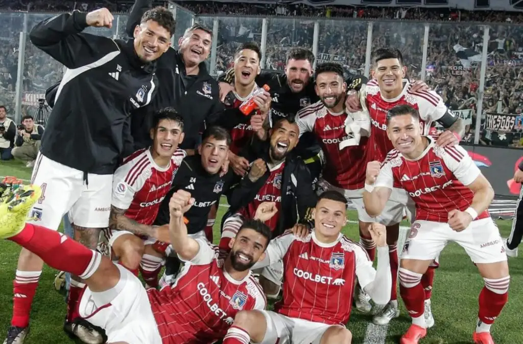 El Cacique derrotó al Audax Italiano y mantiene la primera opción al título.