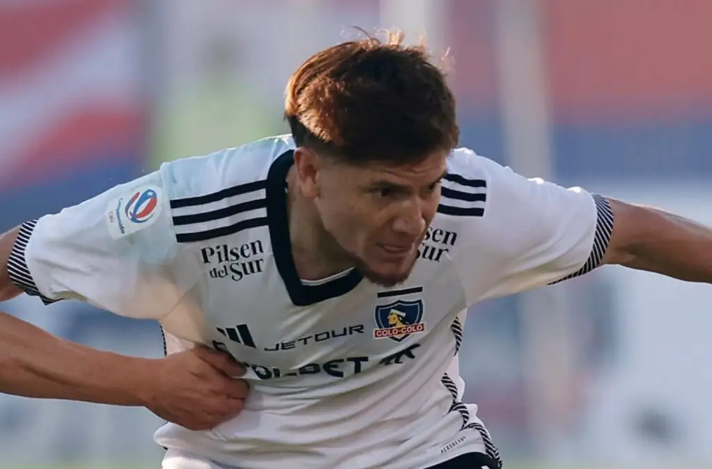 San Lorenzo de Almagro buscaría reforzarse con Leonardo Gil.