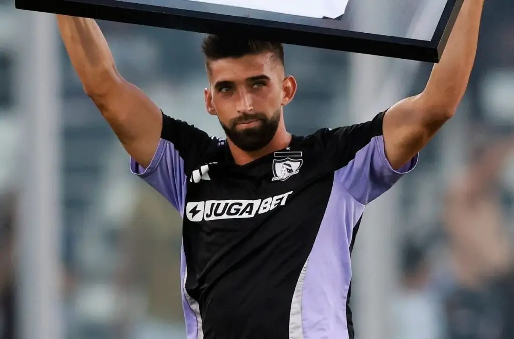 Marcelo Vega exigió que Emiliano Amor sea titular en Colo-Colo.