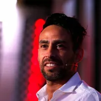 Vuelve la magia a la TV: Jorge Valdivia debutará en programa futbolero