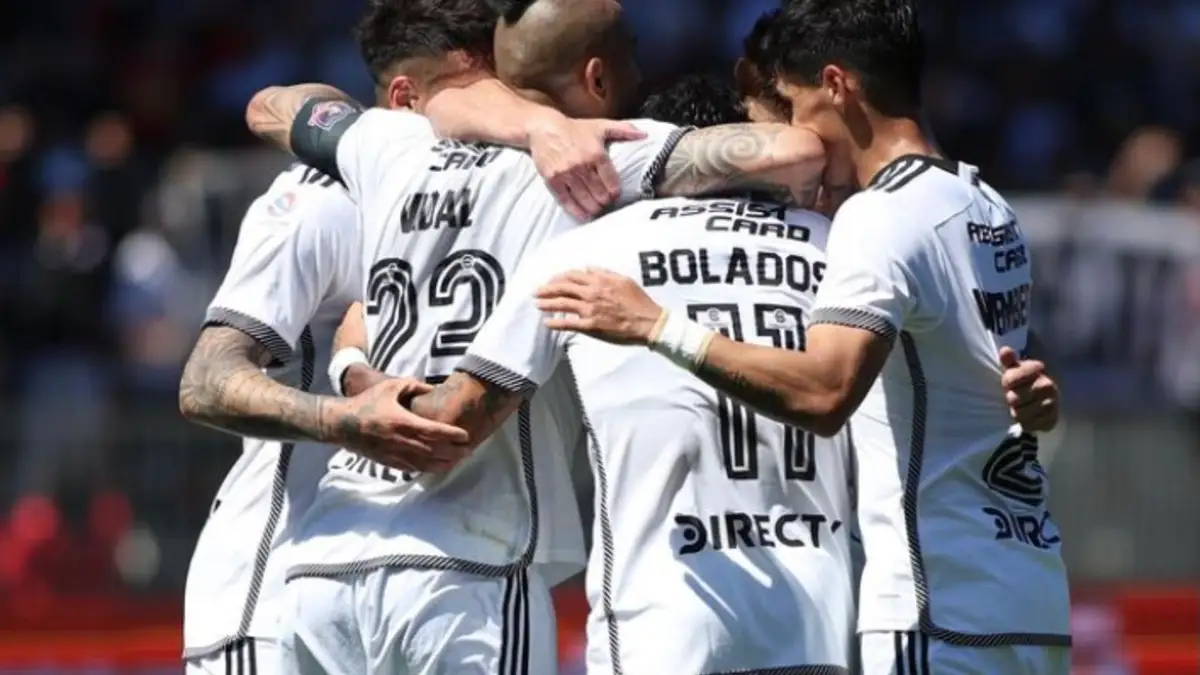 El Cacique le respira en la nuca a los azules.