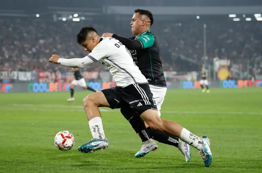 Damián Pizarro en su último partido con la camiseta de Colo-Colo.