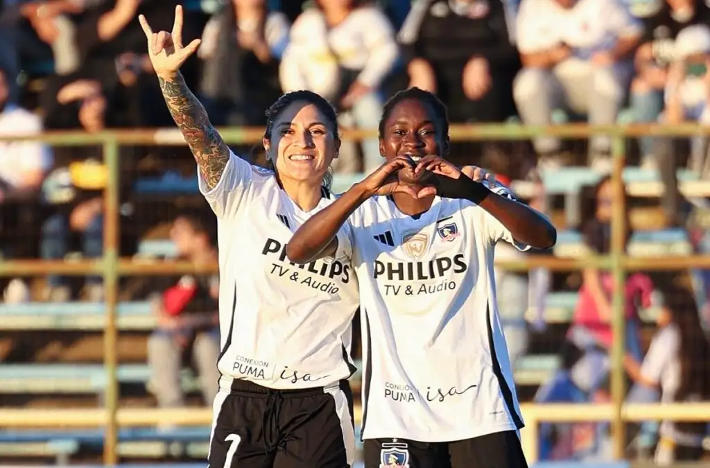 Valencia y Acuña, las goleadoras de jornada e la Liga Femenina.