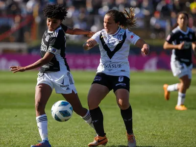 ¿Fue penal? Polémica jugada se vivió en la derrota de Colo-Colo ante Santiago Morning