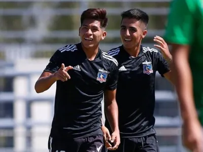 Agente de Ervin Vaca rompe el silencio y explica lo que se perdió Colo-Colo: «Tiene ofertas de Brasil y la MLS»
