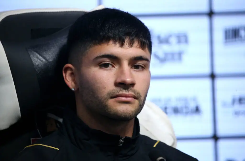 Cristián Riquelme fue presentado como refuerzo de Colo-Colo.